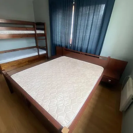 Two Bedroom In Winslow Elegance With Fireplace And South Facing Balcony Апартамент Банско