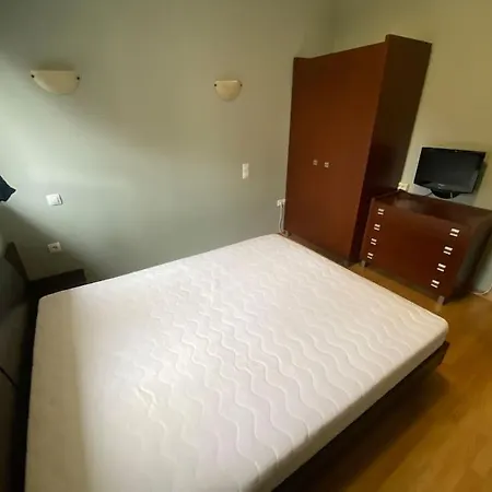 Two Bedroom In Winslow Elegance With Fireplace And South Facing Balcony Apartamento *